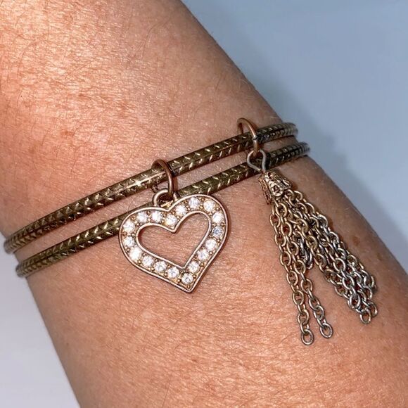 Guess Antique Style 2 Bangle Charm Bracelet Heart & Circle Rhinestone Tassle - Picture 3 of 6
